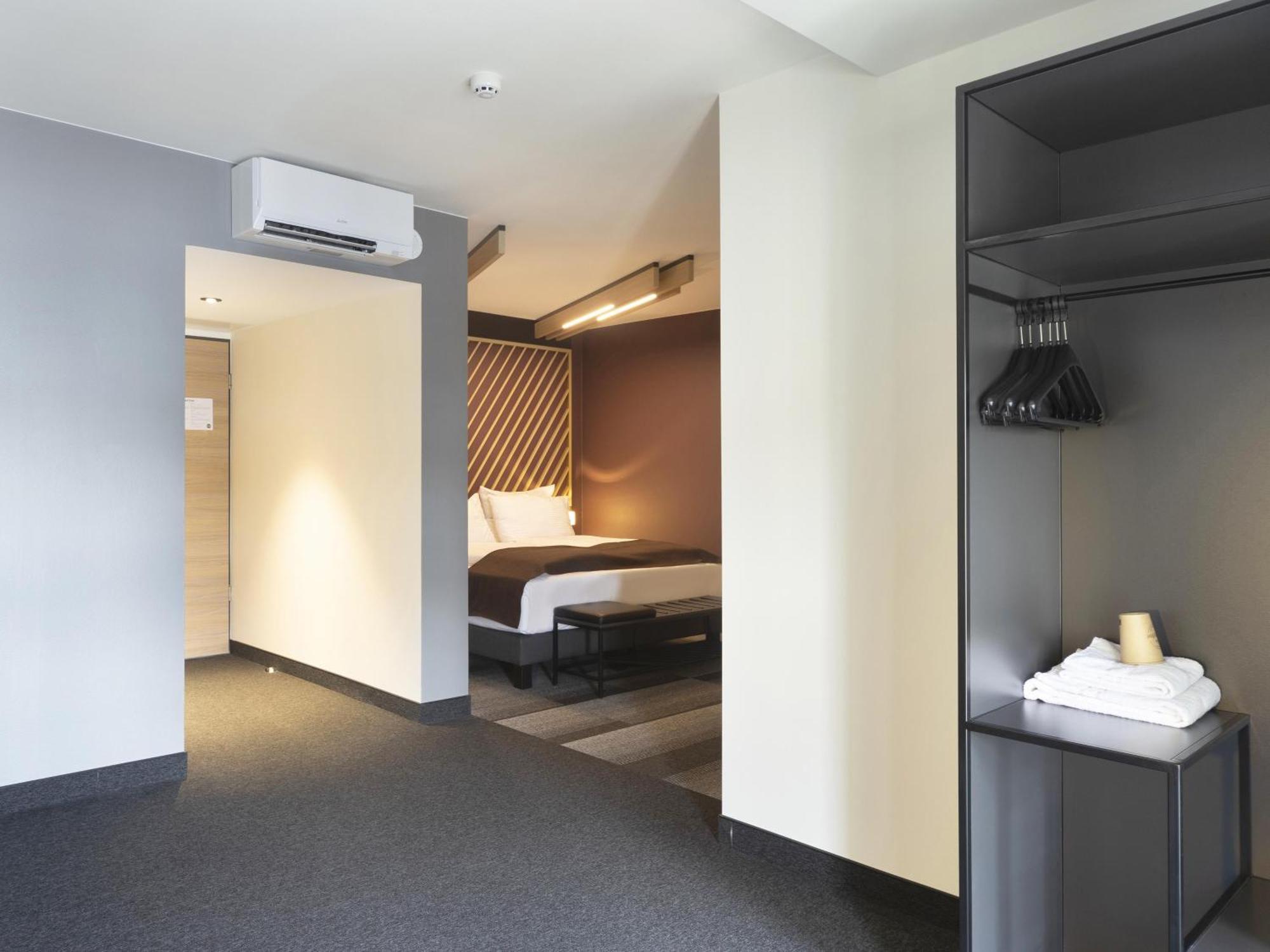 B&B Hotel Гера Экстерьер фото