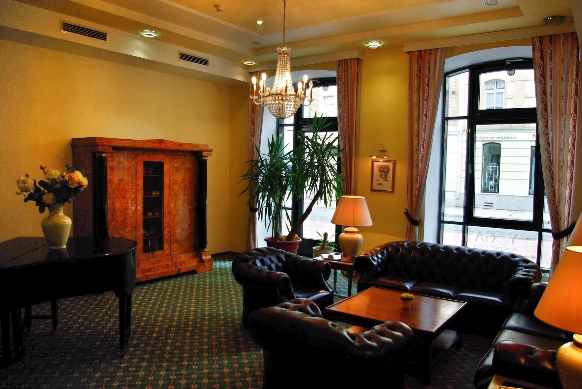B&B Hotel Гера Экстерьер фото